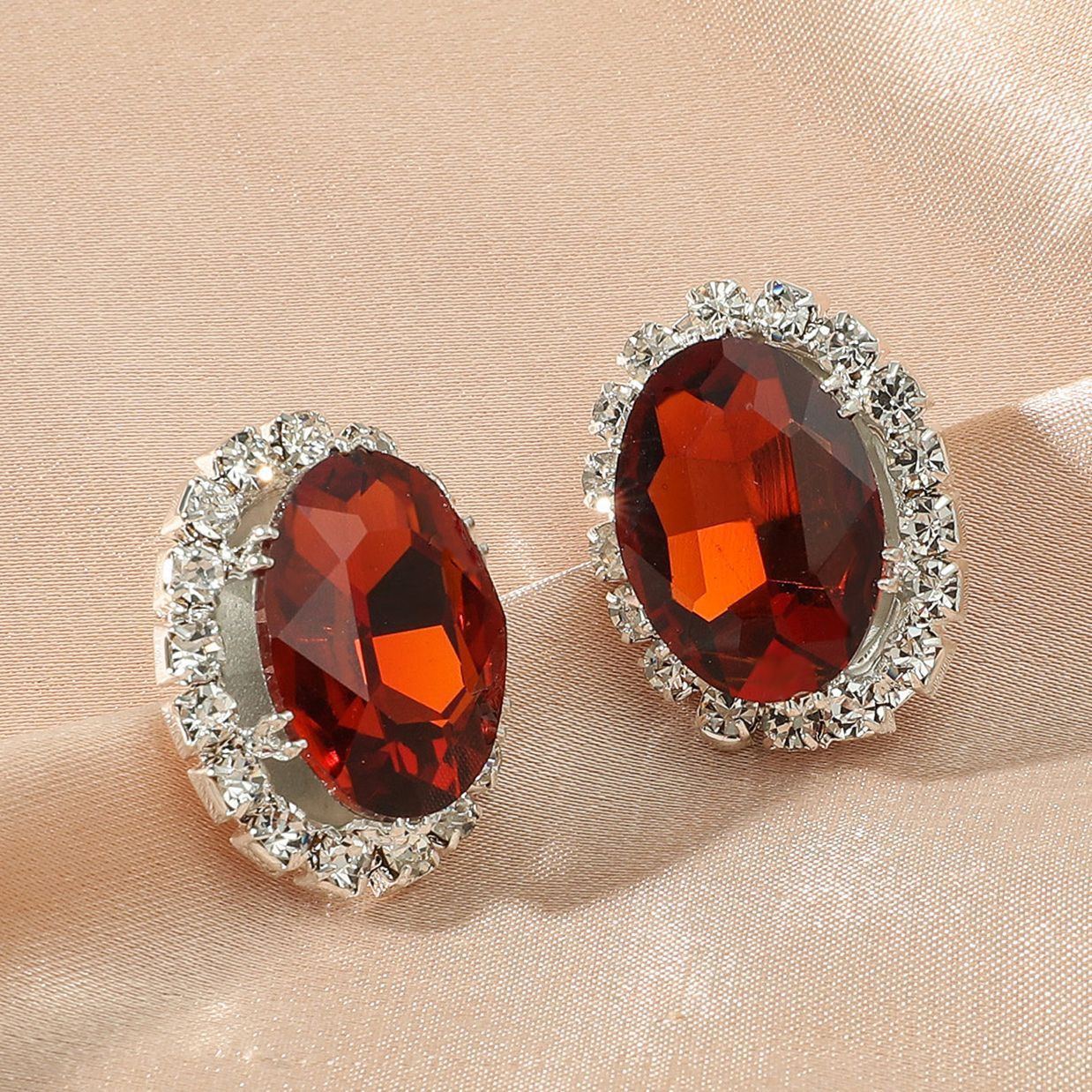 Luxury Oval Rhinestone Crystal Earrings – Elegant Shiny High-Grade Women’s Jewelry