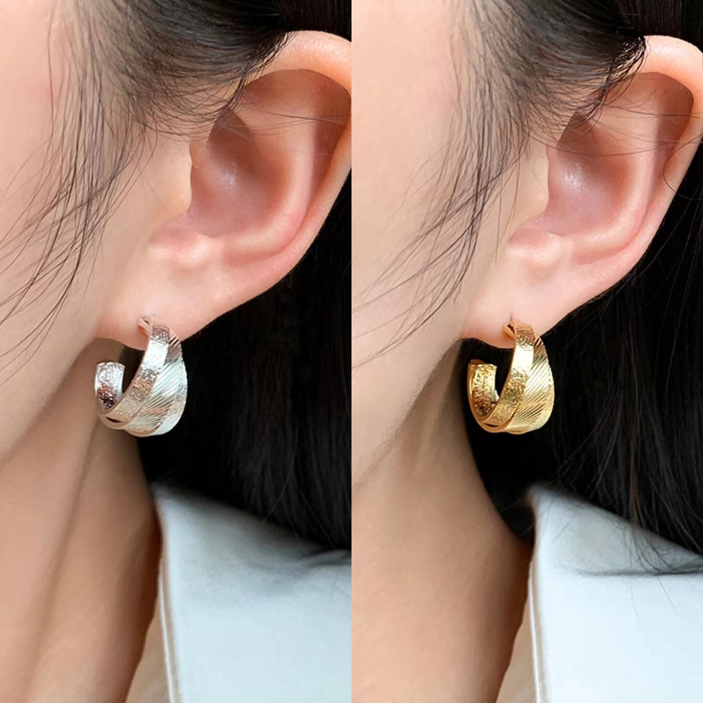 Elegant Gold and Silver Women’s Earrings – Classic Stylish Fashion Jewelry