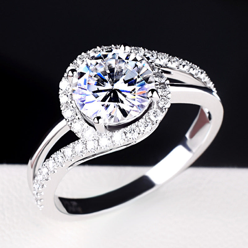 Elegant Diamond Twist Ring – Shining Crystal Surround Design for Women