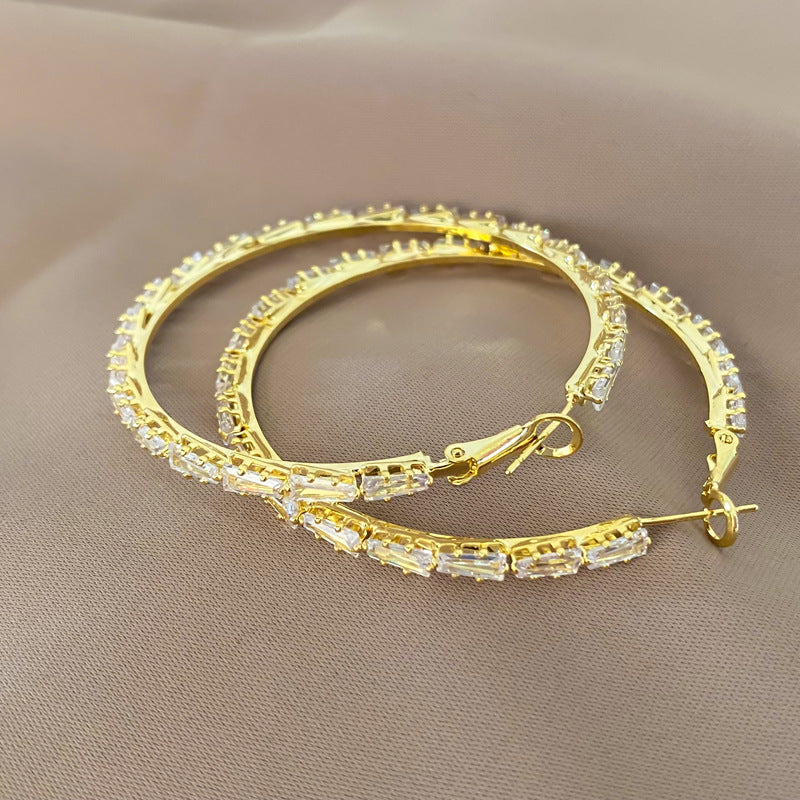Luxury Diamond-Encrusted Big Circle Earrings – Shiny Advanced Design for Women